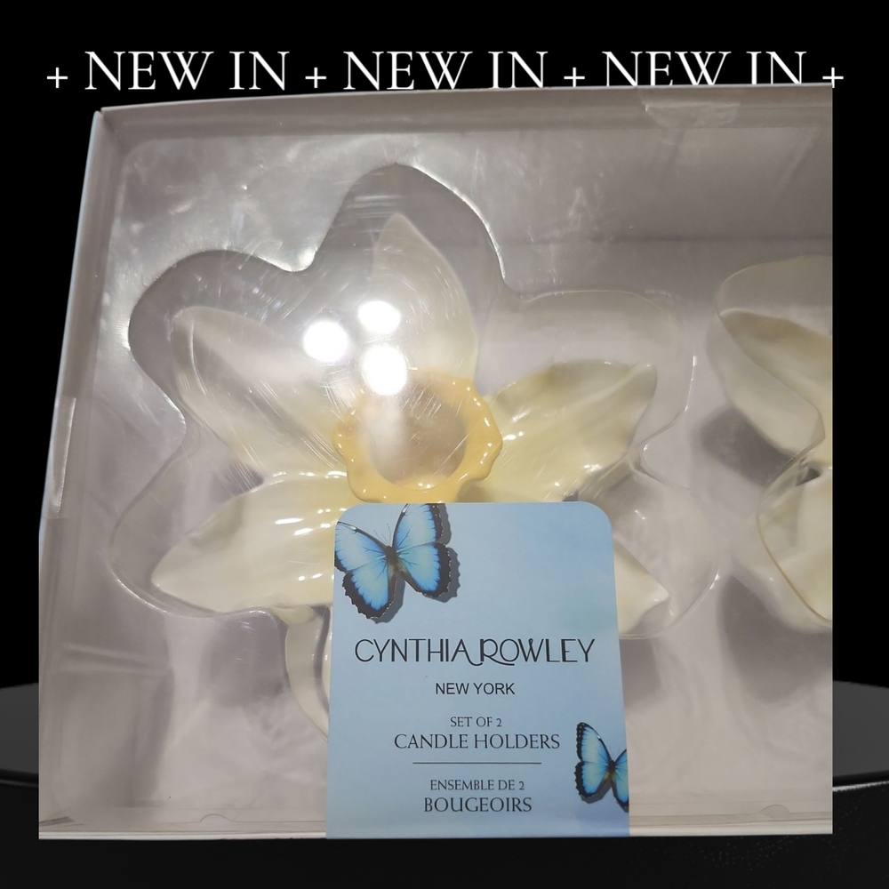 NWT Set Of 2 Cynthia Rowley Cream and Yellow Floral Candle Holders - Picture 3 of 4